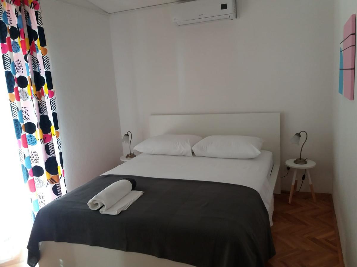 Apartments Villa Karme เบรลา ภายนอก รูปภาพ